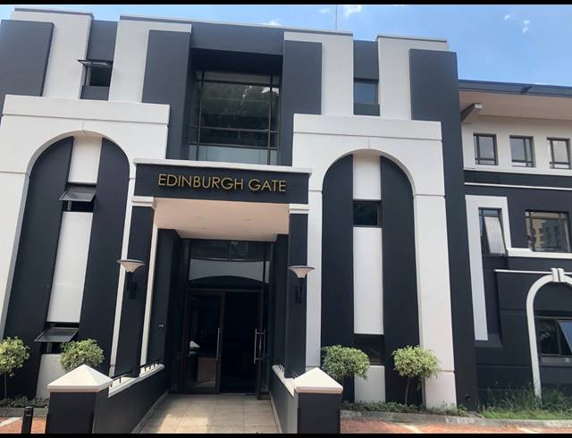 389M² OFFICE TO LET IN HYDE PARK
